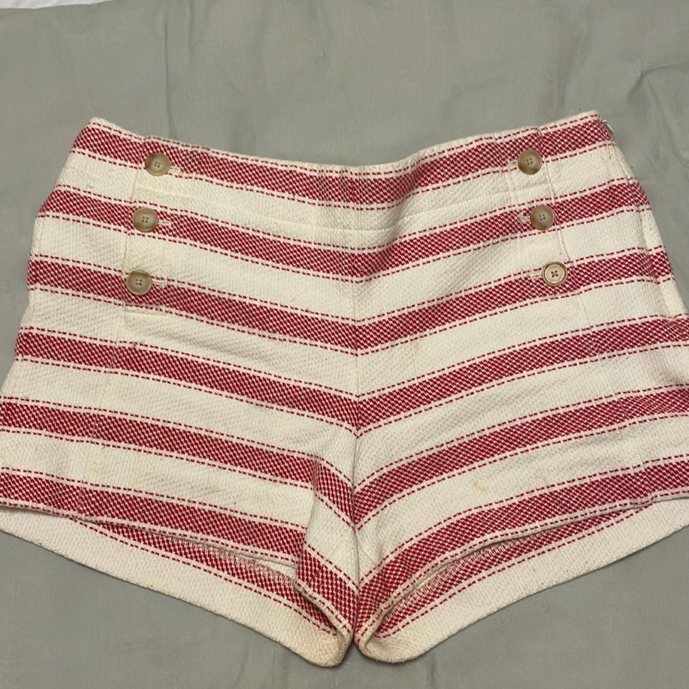 EUC Riviera Short from Loft - Red and White Perfect for 4th of July